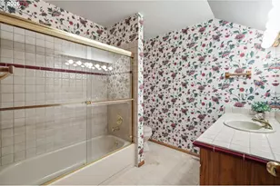 835 Fairway View Dr, Eugene, OR 97401 - Photo 39