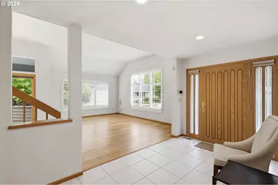 835 Fairway View Dr, Eugene, OR 97401 - Photo 3