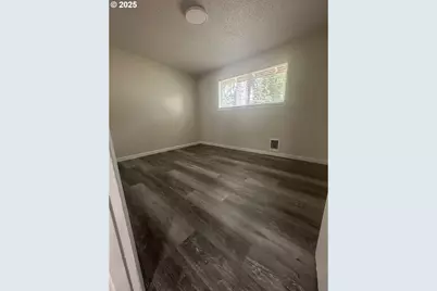 33374 NW Wickstrom Dr, Scappoose, OR 97056 - Photo 13