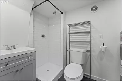 188 Sparrow Ln, Castle Rock, WA 98611 - Photo 37