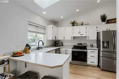 5182 SE 52nd Pl, Hillsboro, OR 97123 - Photo 5