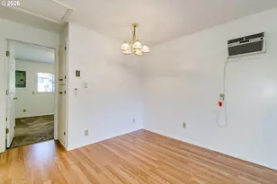 1566 Laura St, Springfield, OR 97477 - Photo 33