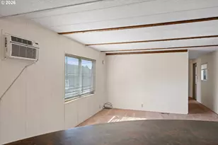 1566 Laura St, Springfield, OR 97477 - Photo 17