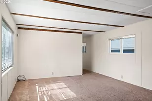 1566 Laura St, Springfield, OR 97477 - Photo 19