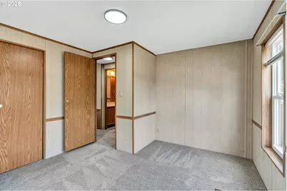 21100 NE Sandy Blvd #6, Fairview, OR 97024 - Photo 19