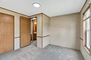 21100 NE Sandy Blvd, Fairview, OR 97024 - Photo 19
