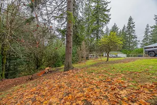 1070 E 15th St, Coquille, OR 97423 - Photo 31