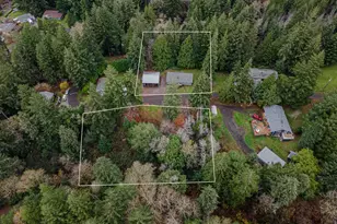 1070 E 15th St, Coquille, OR 97423 - Photo 37