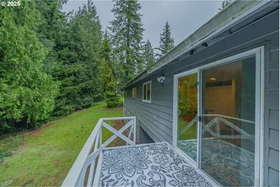 1070 E 15th St, Coquille, OR 97423 - Photo 27