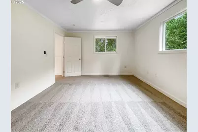 2285 Gilman Dr, Oregon City, OR 97045 - Photo 5