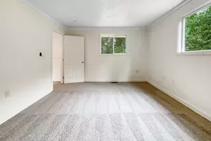 2285 Gilman Dr, Oregon City, OR 97045 - Photo 5