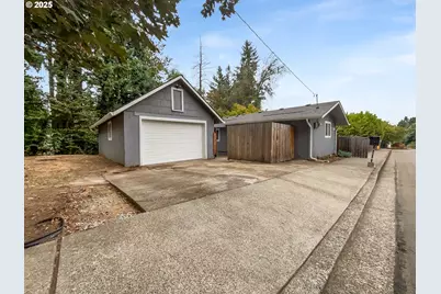 2285 Gilman Dr, Oregon City, OR 97045 - Photo 15