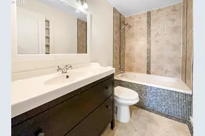 2285 Gilman Dr, Oregon City, OR 97045 - Photo 7