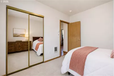 10348 N Barr Ave, Portland, OR 97203 - Photo 27
