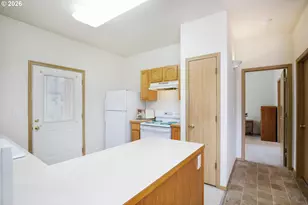 10348 N Barr Ave, Portland, OR 97203 - Photo 19