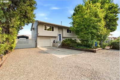 411 Gertrude Dr, Dallesport, WA 98617 - Photo 3