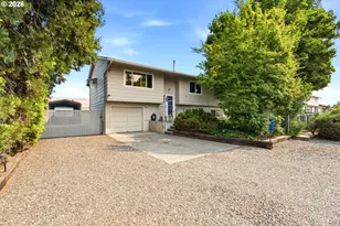 411 Gertrude Dr, Dallesport, WA 98617 - Photo 3