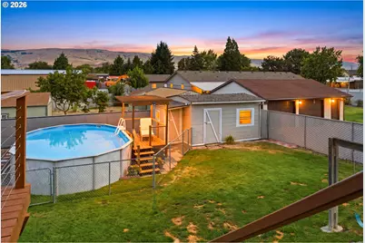 411 Gertrude Dr, Dallesport, WA 98617 - Photo 41