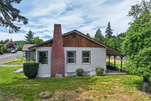 782 NE Center St, White Salmon, WA 98672 - Photo 25