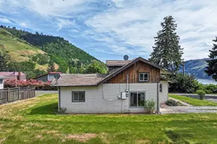 782 NE Center St, White Salmon, WA 98672 - Photo 29