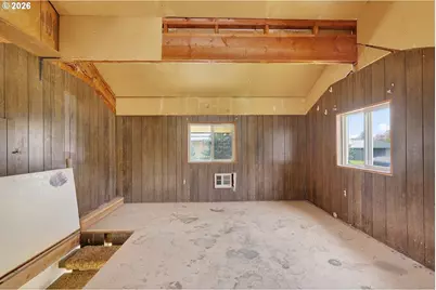 782 NE Center St, White Salmon, WA 98672 - Photo 21