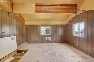 782 NE Center St, White Salmon, WA 98672 - Photo 21