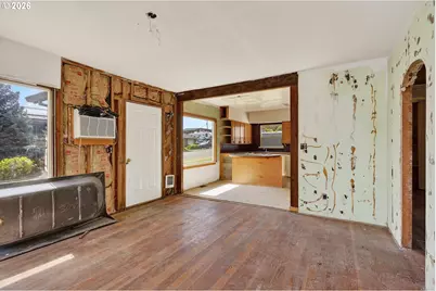 782 NE Center St, White Salmon, WA 98672 - Photo 11