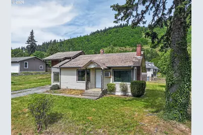 782 NE Center St, White Salmon, WA 98672 - Photo 3