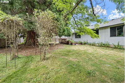 25181 Cheney Dr, Veneta, OR 97487 - Photo 29