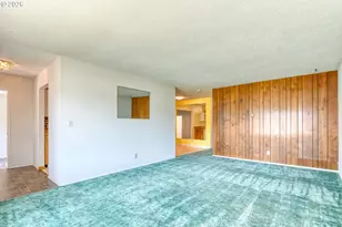 1303 SW 41st St, Pendleton, OR 97801 - Photo 7