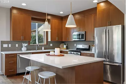 541 NE Tillamook St, Portland, OR 97212 - Photo 9