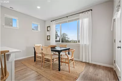 6439 N 87th Ct, Camas, WA 98607 - Photo 9