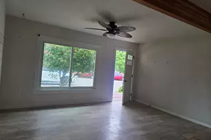 5711 SE 123rd Ave, Portland, OR 97236 - Photo 3