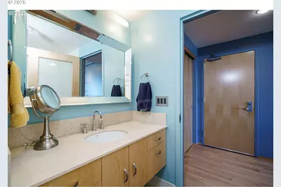 333 NW 9th Ave #1011, Portland, OR 97209 - Photo 17