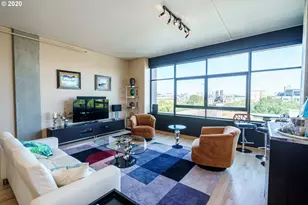 333 NW 9th Ave, Portland, OR 97209 - Photo 9