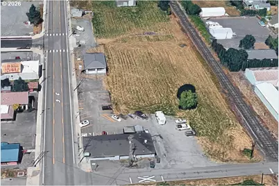 180 SE 10th St, Dundee, OR 97115 - Photo 3