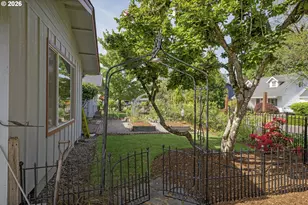 4490 Corona St, Eugene, OR 97404 - Photo 41