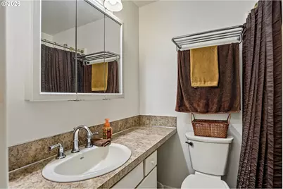 440 W College St, Mount Angel, OR 97362 - Photo 19