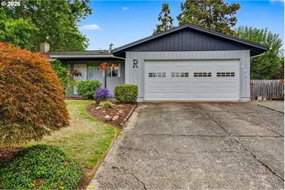440 W College St, Mount Angel, OR 97362 - Photo 1