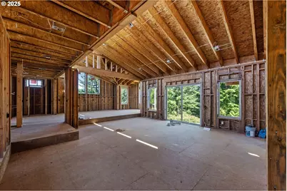 62039 Double Eagle Rd, Coos Bay, OR 97420 - Photo 13