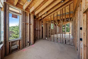 62039 Double Eagle Rd, Coos Bay, OR 97420 - Photo 17