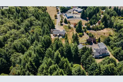 62039 Double Eagle Rd, Coos Bay, OR 97420 - Photo 41