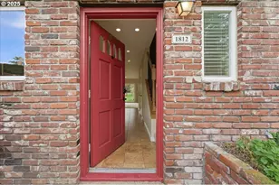 1812 NE 19th St, Gresham, OR 97030 - Photo 3