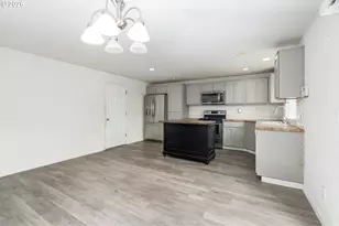 16403 NE 68th St, Vancouver, WA 98682 - Photo 13