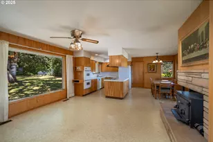 3375 Eagle Crest Rd NW, Salem, OR 97304 - Photo 11