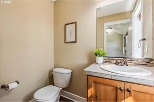 966 E 15th St, Lafayette, OR 97127 - Photo 21