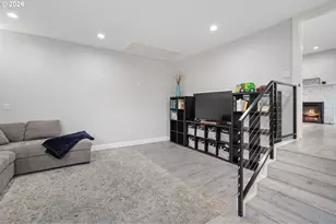 1020 SE 113th Ave, Portland, OR 97216 - Photo 33