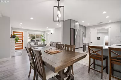 1020 SE 113th Ave, Portland, OR 97216 - Photo 13