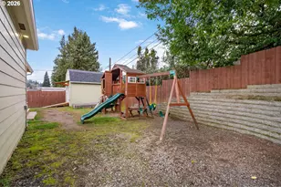1020 SE 113th Ave, Portland, OR 97216 - Photo 45