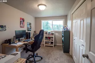 76377 Mosby Creek Rd, Cottage Grove, OR 97424 - Photo 17